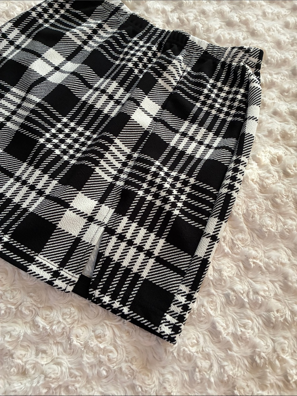 Women's Black & White Plaid Mini Skirt - Picture 2 of 4